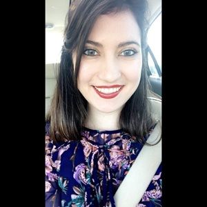 Meet your Posher, Stephanie